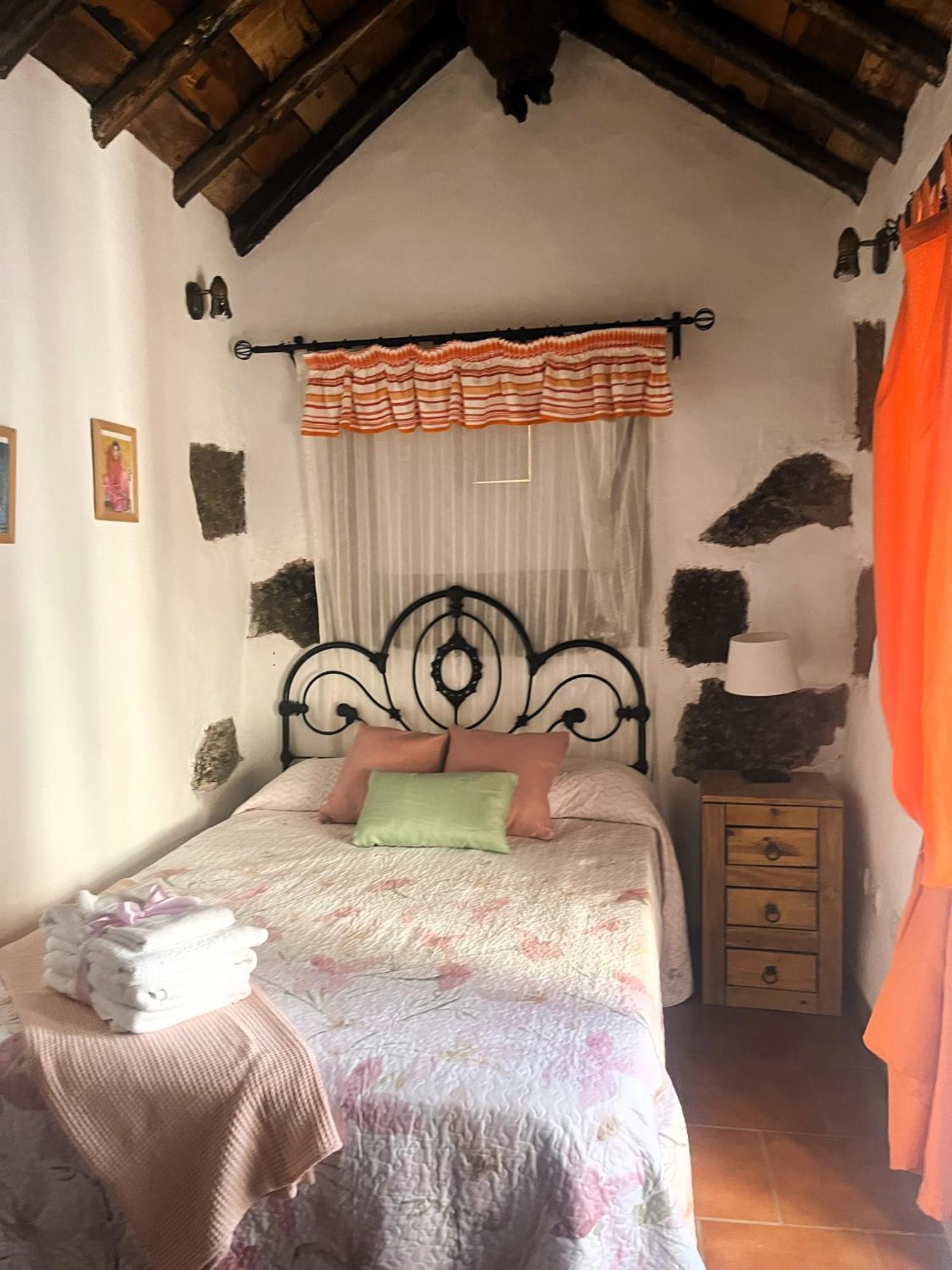 Stunning Rustic House El Pinar & Wifiゲストハウス エクステリア 写真